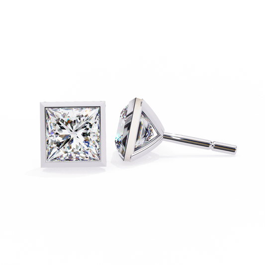 Queen’s Edge – Princess Cut Diamond Stud Earrings
