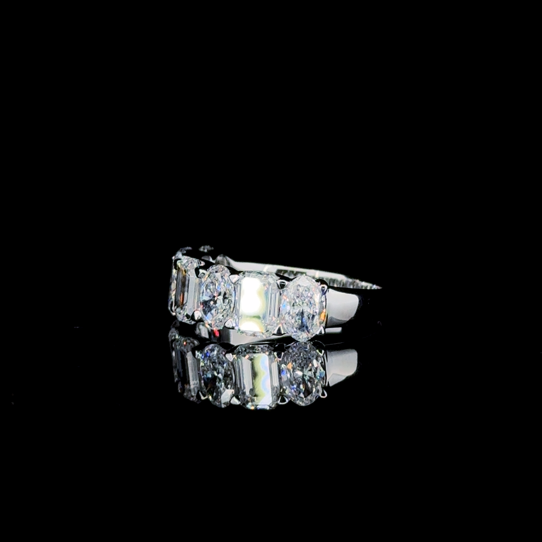 Contour Dual – Emerald & Oval Diamond Ring in 14K White Gold