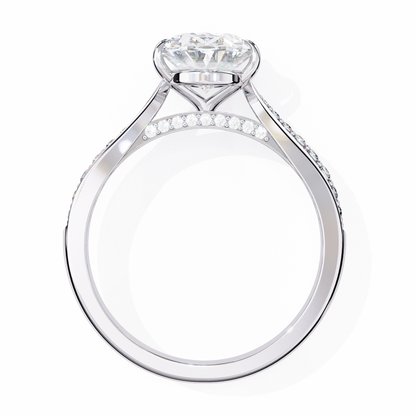 Oval Cascade – Diamond Band with Graduated Stones in 14K Gold
