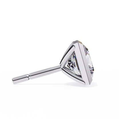 Queen’s Edge – Princess Cut Lab Diamond Stud Earrings