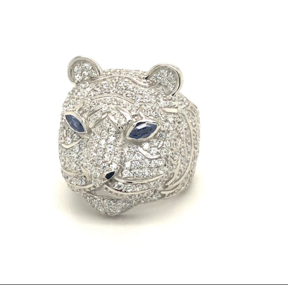 Tanzanite-Eyed Tiger Ring