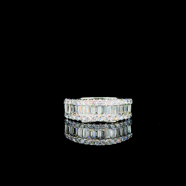 Chroma Step – Baguette & Round Diamond Band in 14K White Gold