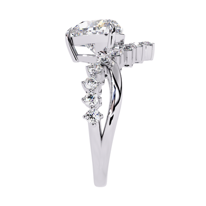 Royal Amour – Heart Diamond Crown Ring in 14K Gold