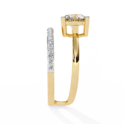 Luna Crown – Solitaire Diamond Ring with Pavé Halo Shank in 14K Gold