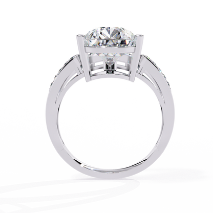 Sculpted Solité – Pear Lab Diamond Split Shank Ring in 14K Gold