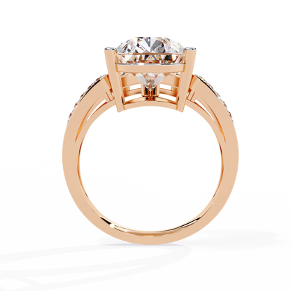 Sculpted Solité – Pear Lab Diamond Split Shank Ring in 14K Gold