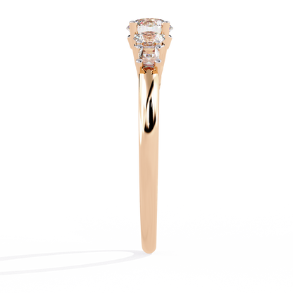 Baguette Whisper – Diamond Trio Band in 14K Gold