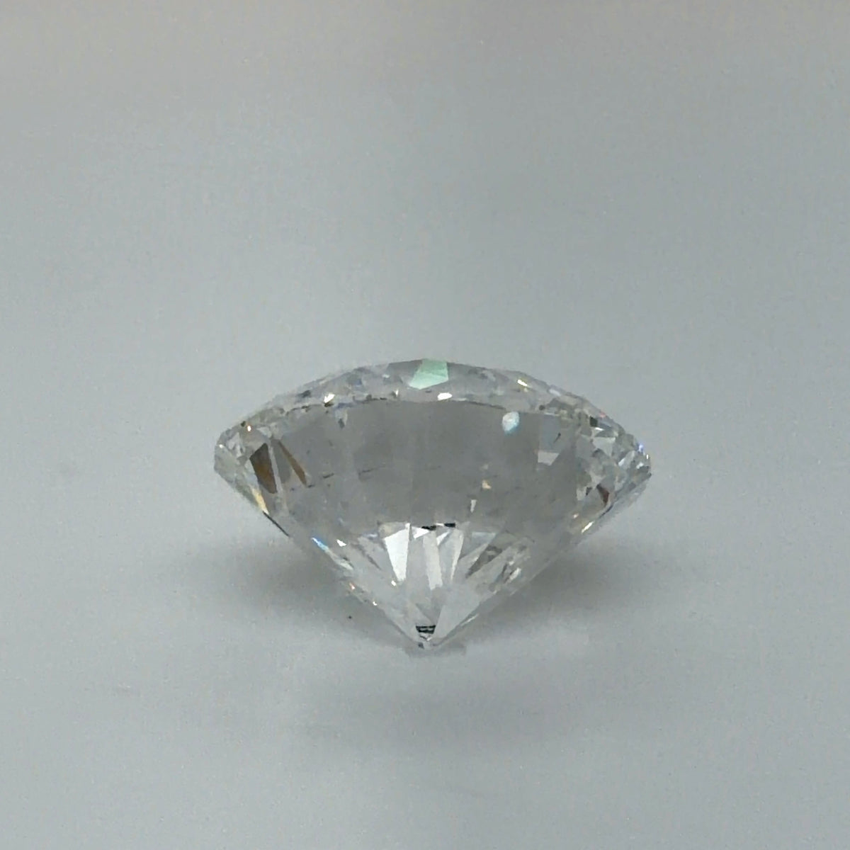 10.62 Carat Round Cut Lab Grown Diamond – E VS2, Ideal Cut | IGI