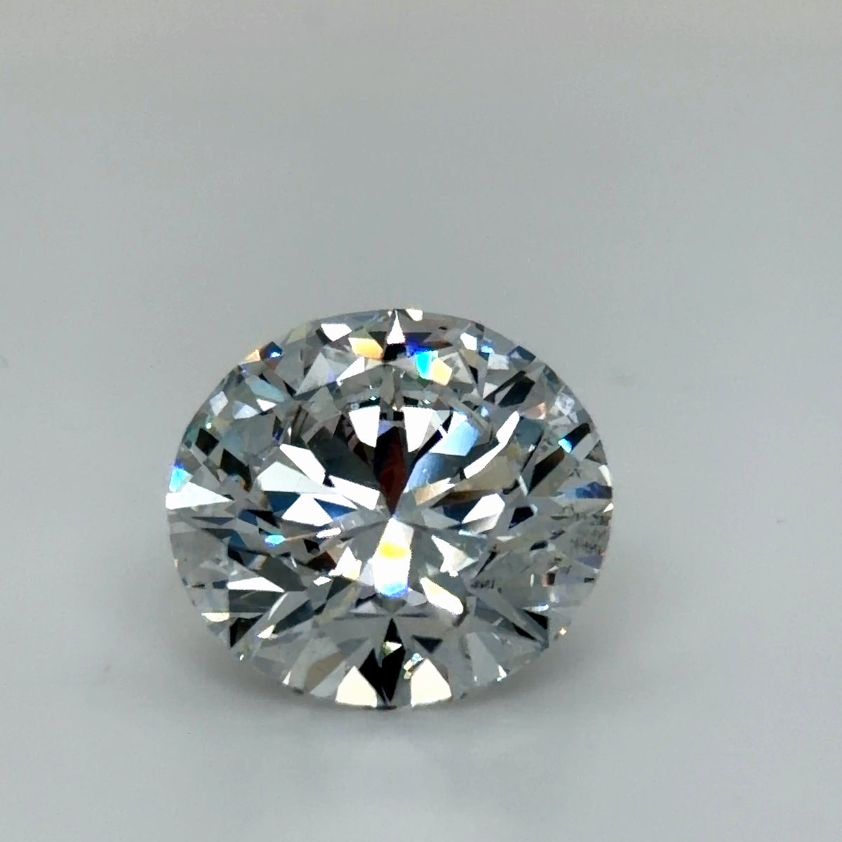 10.33 Carat Round Cut Lab Grown Diamond – F VS2, Ideal Cut | IGI