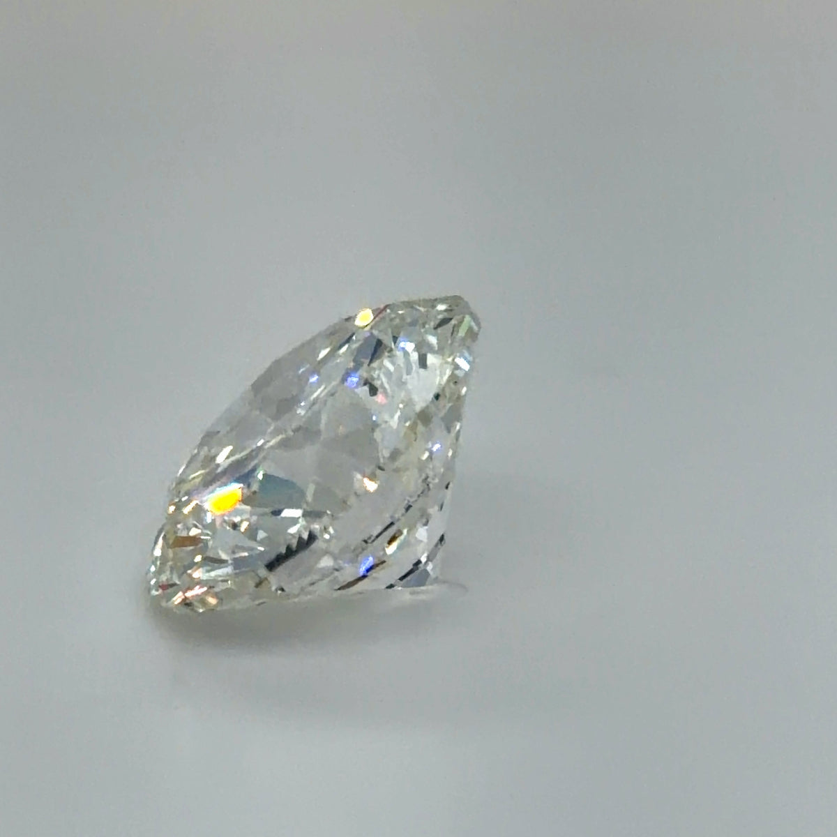 10.56 Carat Round Cut Lab Grown Diamond – G VS2, Excellent Cut | IGI