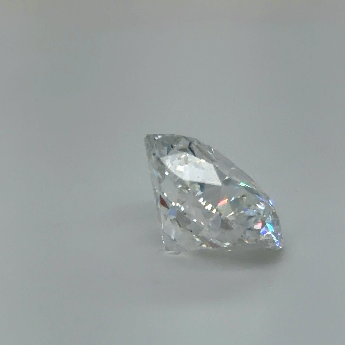 10.10 Carat Round Cut Lab Grown Diamond – E VS2, Ideal Cut | IGI