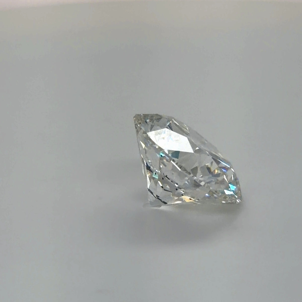 10.15 Carat Round Cut Lab Grown Diamond – F VS2, Ideal Cut | IGI