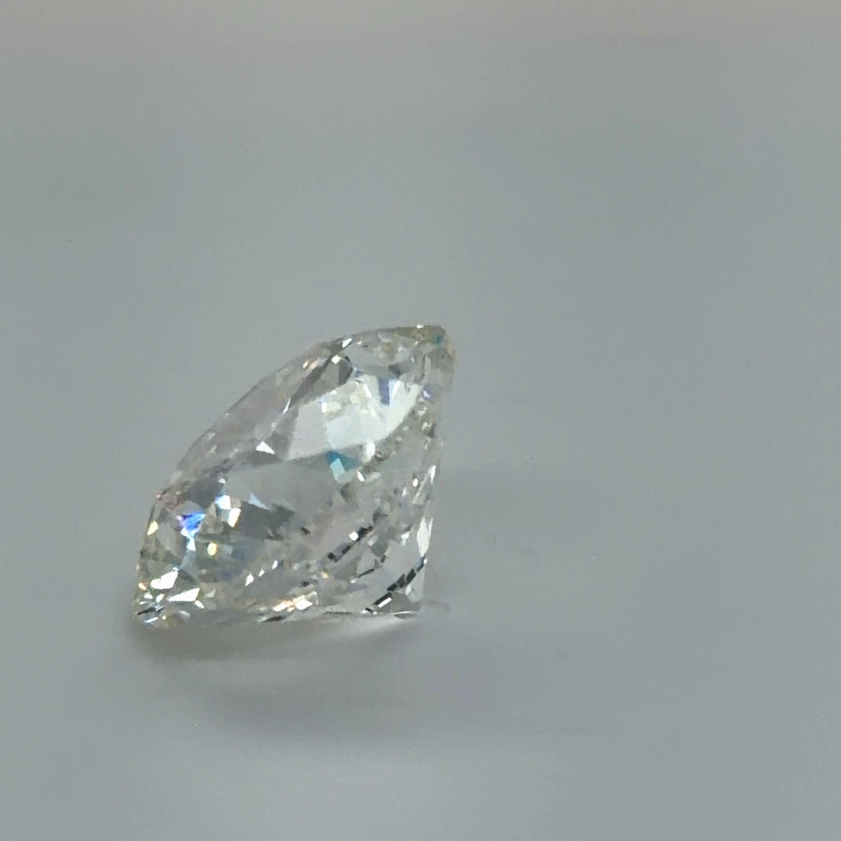 10.05 Carat Round Cut Lab Grown Diamond – F VS1, Ideal Cut | IGI