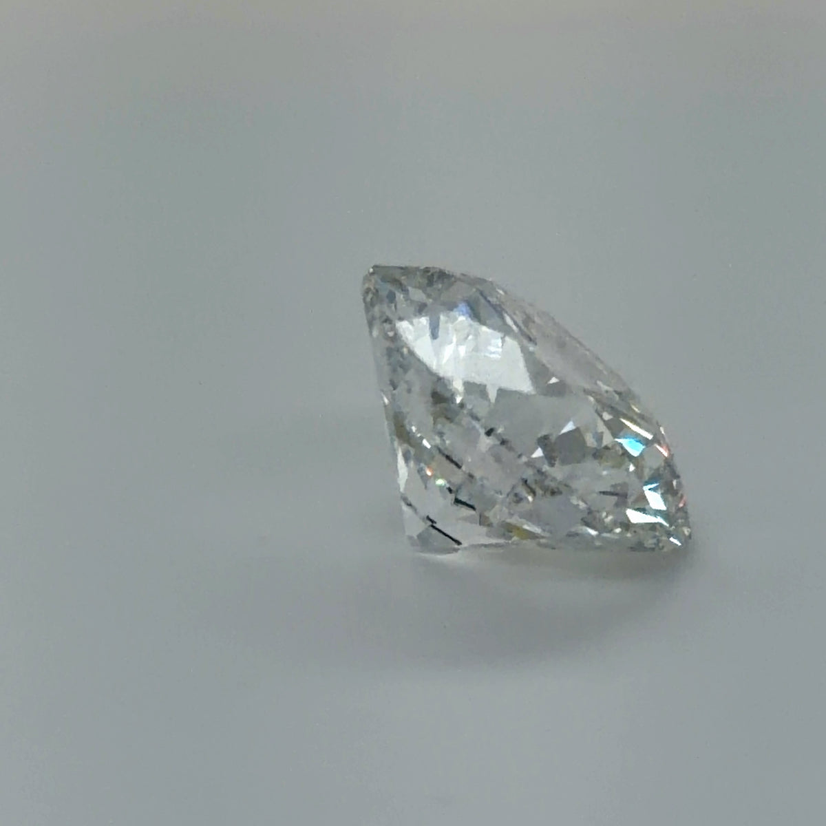10.61 Carat Round Cut Lab Grown Diamond – E VS2, Ideal Cut | IGI
