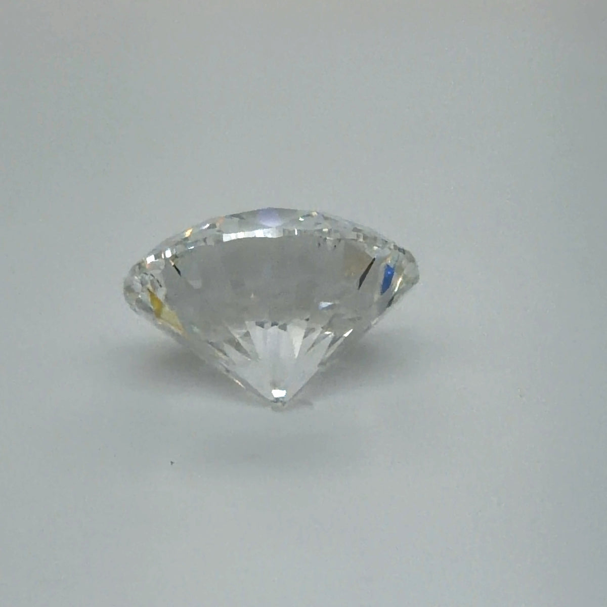 10.20 Carat Round Cut Lab Grown Diamond – F VS1, Ideal Cut | IGI
