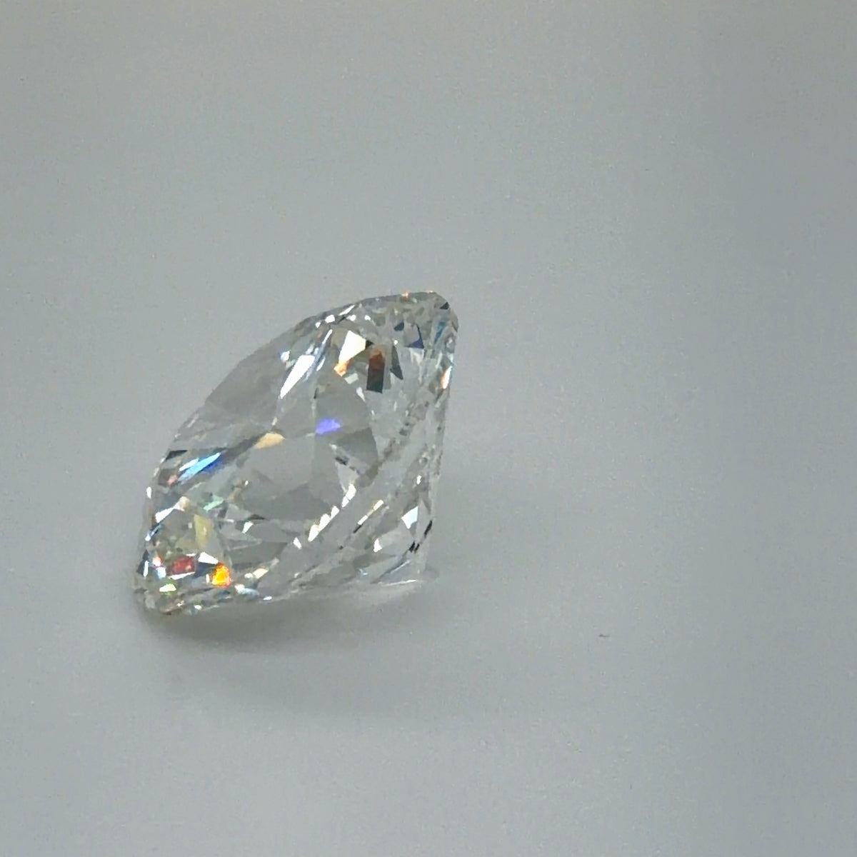 10.20 Carat Round Cut Lab Grown Diamond – F VS1, Ideal Cut | IGI