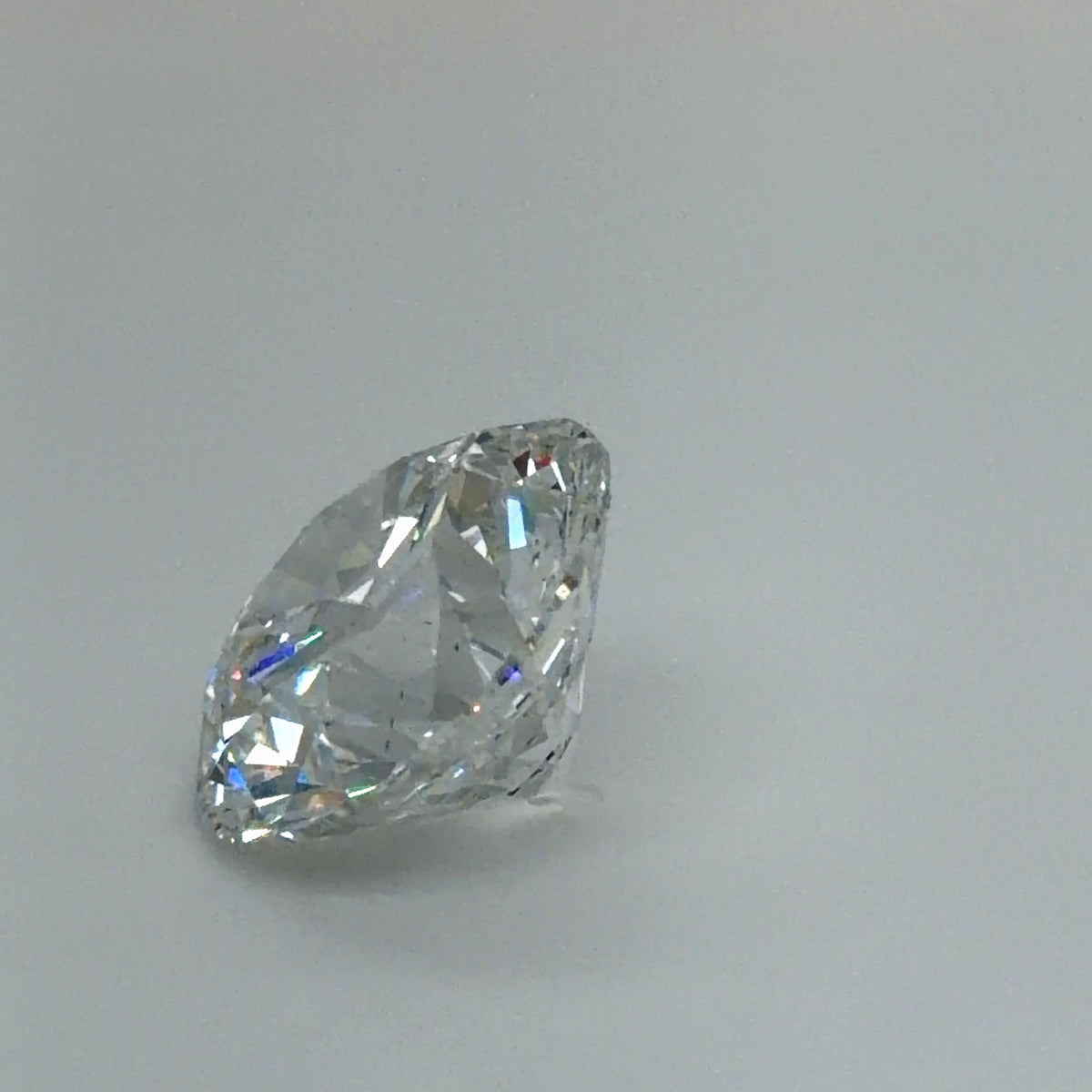 10.10 Carat Round Cut Lab Grown Diamond – E VS2, Ideal Cut | IGI