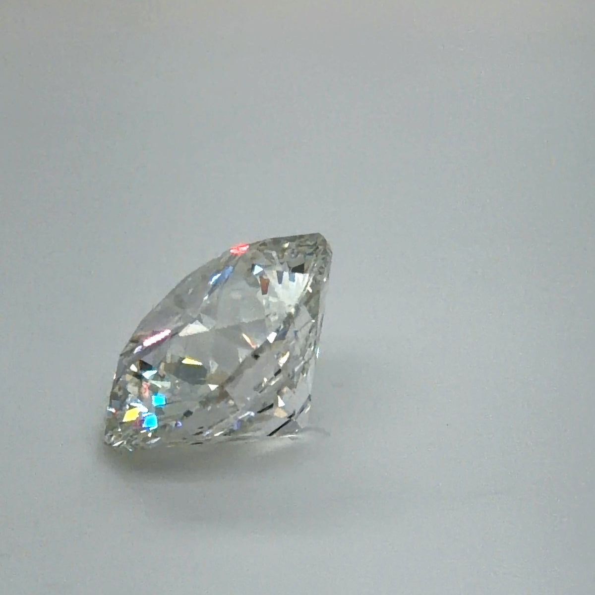 10.05 Carat Round Cut Lab Grown Diamond – F VS2, Ideal Cut | IGI