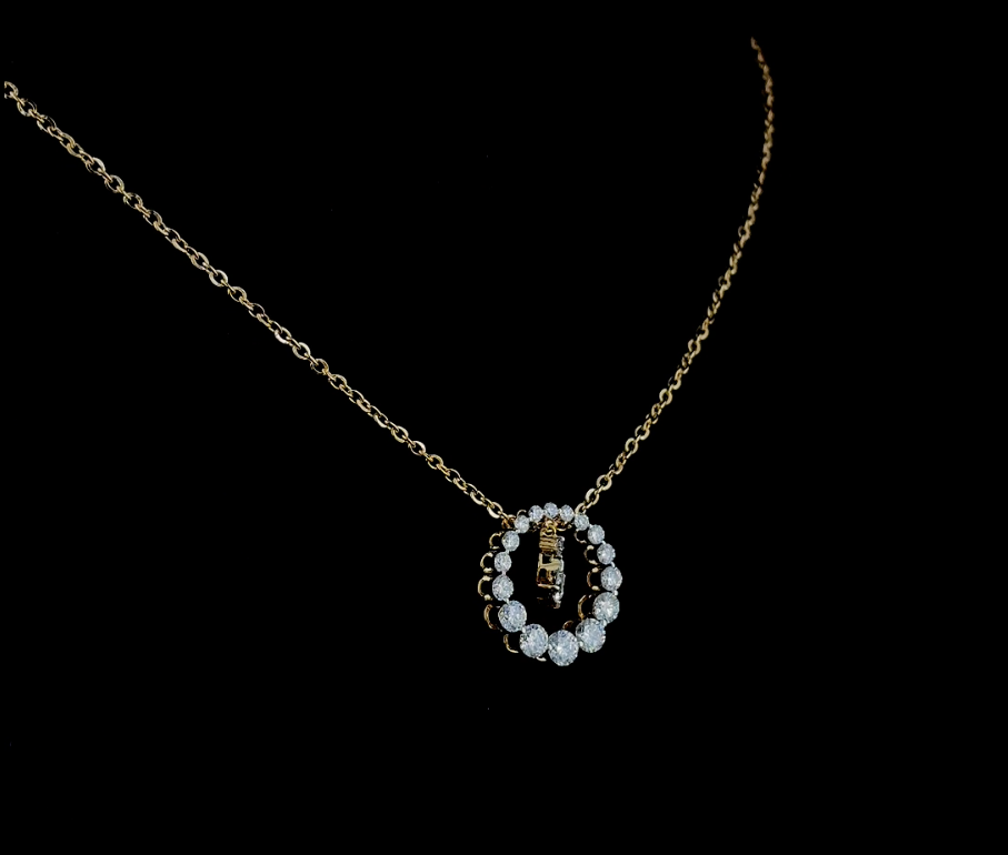 Mixed Round Diamond Pendant in 14K Yellow Gold