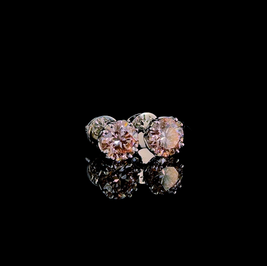 Pink Round Diamond Stud Earrings in 14K Gold – Classic Solitaire