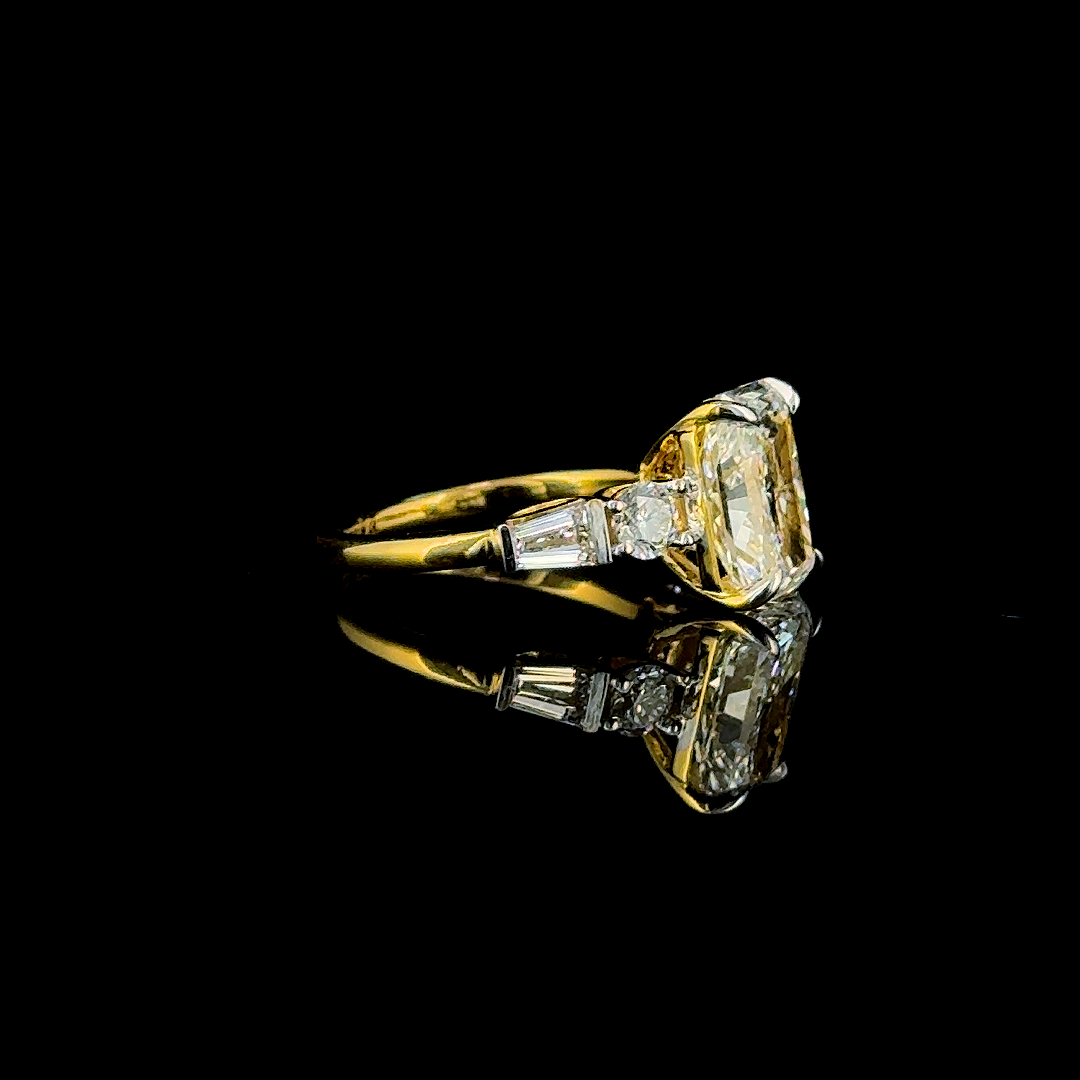 Tapered Marquise & Radiant-Cut Ring in 14K Gold – Dual-Sided Statement