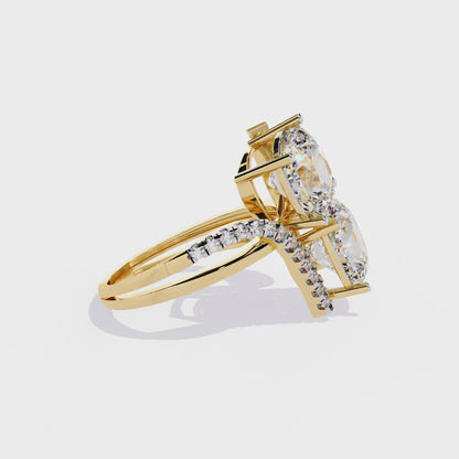 Toi Moi Cascade – Double Cushion Diamond Ring in 14K Gold