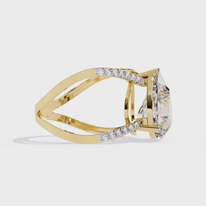 Infinite Grace – Lab Diamond Pear Ring with Split Criss-Cross Shank in 14K Gold