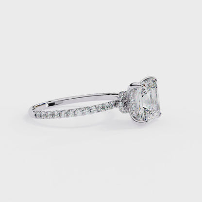 Princess Edge – Lab Diamond Ring with Tiered Accent Band in 14K Gold