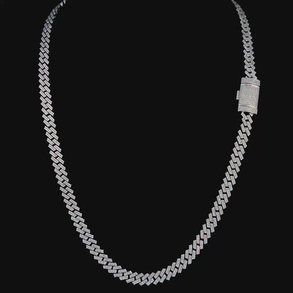 Royal Link –  Diamond Cuban Chain Necklace in 14K Gold (22 Inch)