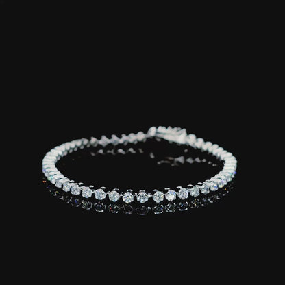 Grace Line – Round Diamond Tennis Bracelet in 14K White Gold