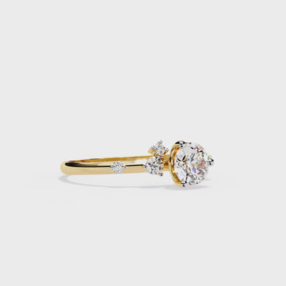 Petite Brilliance – Round Lab Diamond Solitaire Ring with Accent Stones in 14K Gold