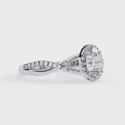 Oval Crown – Diamond Ring with Tapered Band in 14K Gold