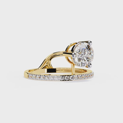Luna Crown – Solitaire Diamond Ring with Pavé Halo Shank in 14K Gold